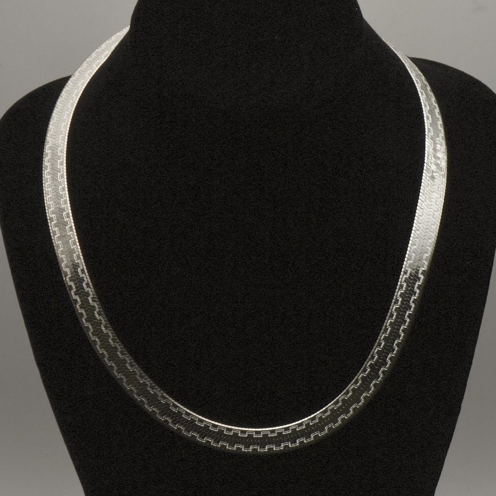 Milor - Vintage Sterling Silver Wide Herringbone Link Engraved Design Chain